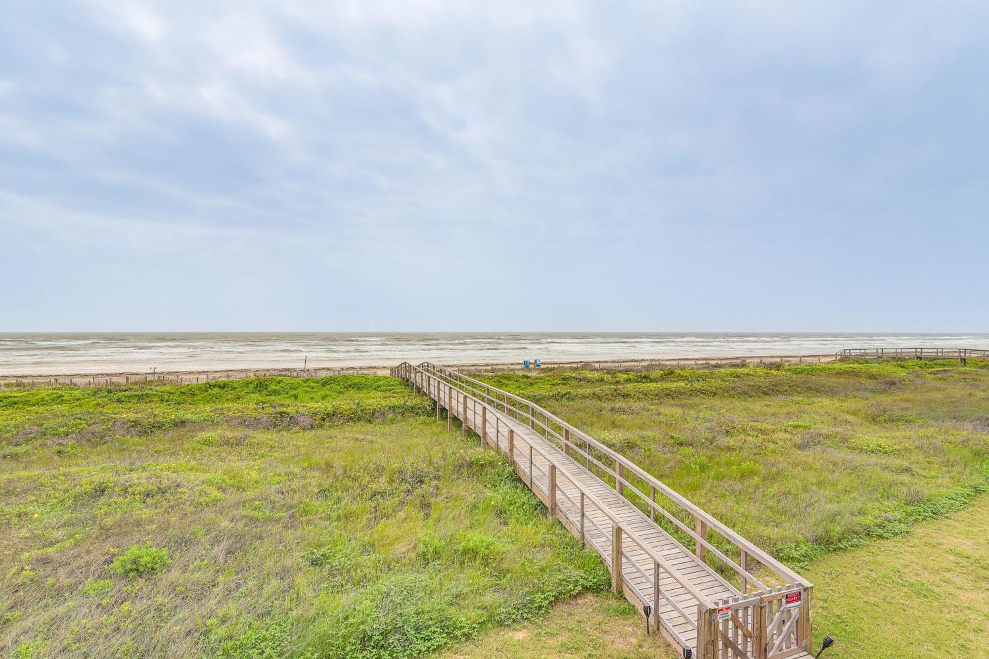 Beachfront Texas Retreat - 2 Decks, Patio And Views! Серфсайд-Бич Экстерьер фото